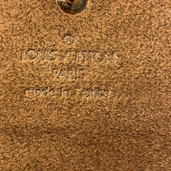 💯% Authentic Louis Vuitton  Pouch ✨ - Picture 7 of 8